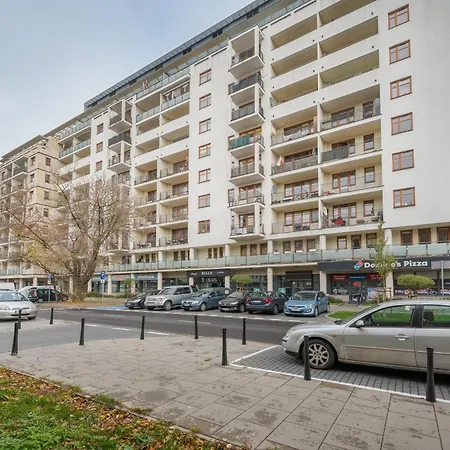 Apartament Metro Wilanowska 2-bedroom *
