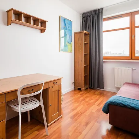 Metro Wilanowska 2-bedroom *