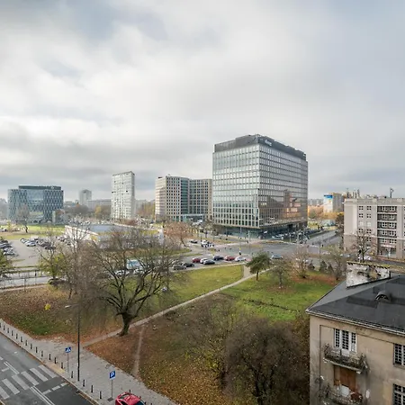 Metro Wilanowska 2-bedroom * Warsaw